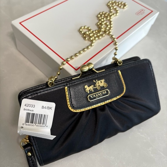 NWT 𝑅𝑎𝑟𝑒 Y2K 𝑉𝑖𝑛𝑡𝑎𝑔𝑒 Coach Limited Edition Amanda Framed Satin Clutch Bag 42033 - Picture 4 of 17